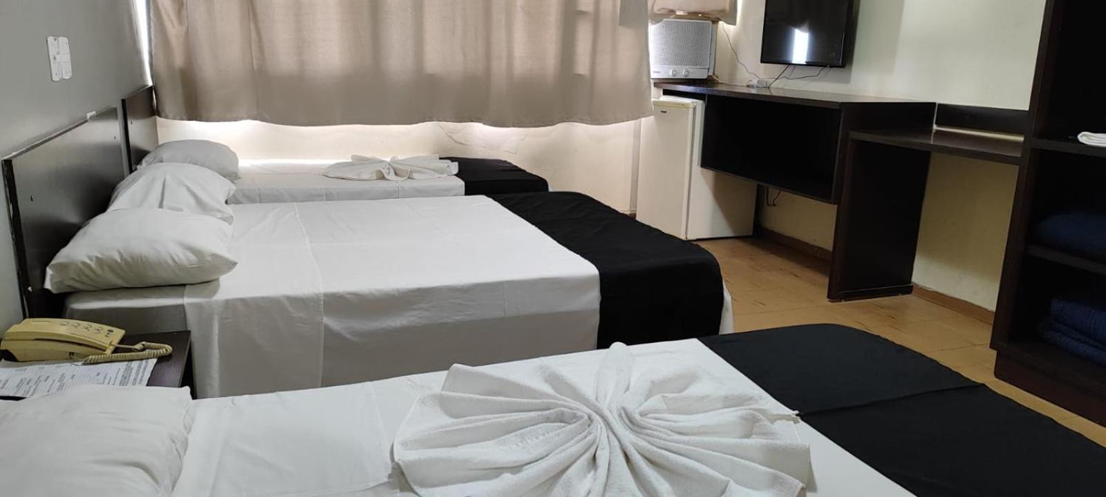 Hotel La Rocca, กัวยาเนีย ภายนอก รูปภาพ