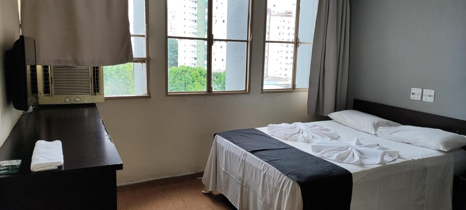 Hotel La Rocca, กัวยาเนีย ภายนอก รูปภาพ